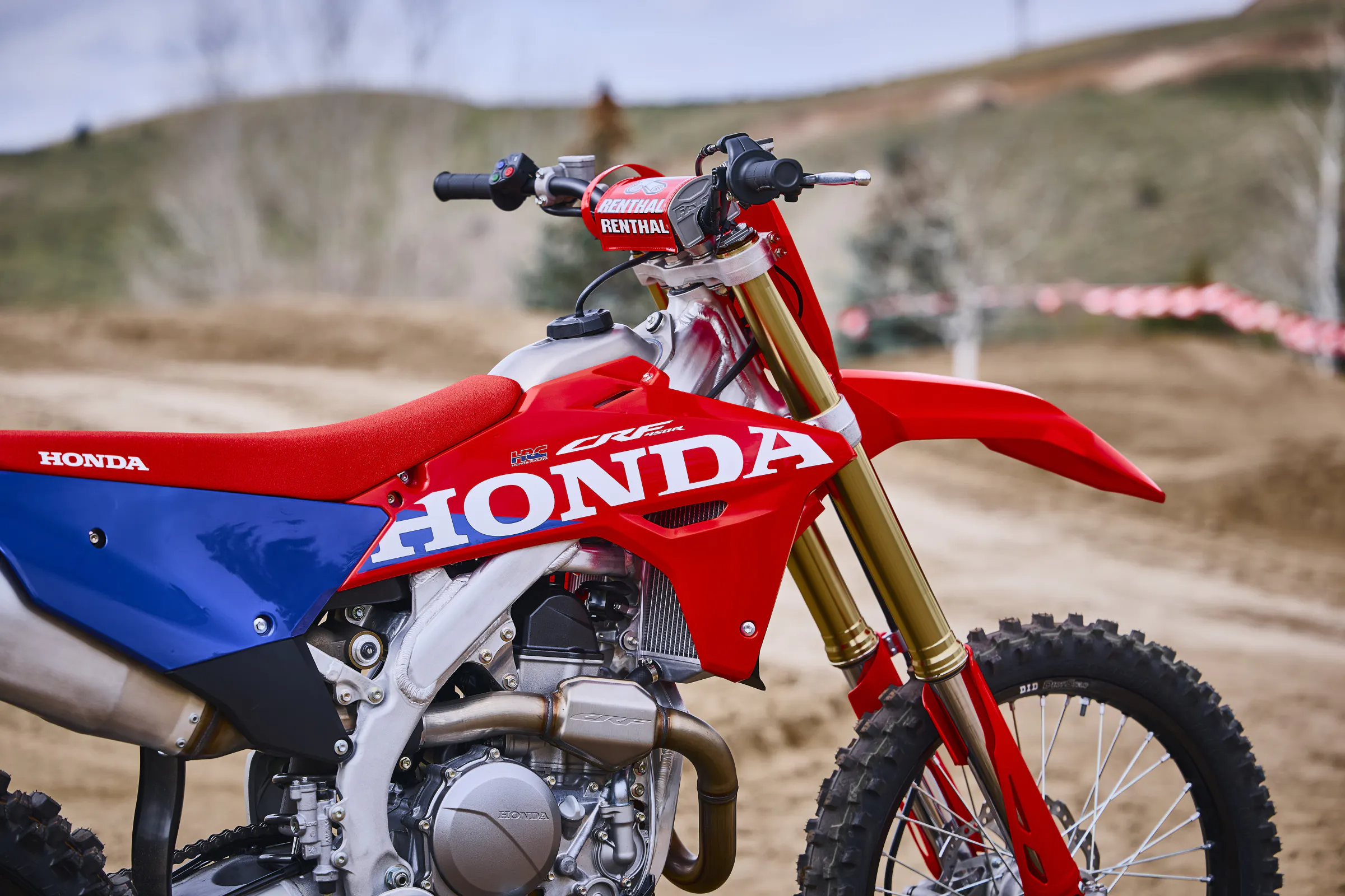 27 Honda CRF450R_right