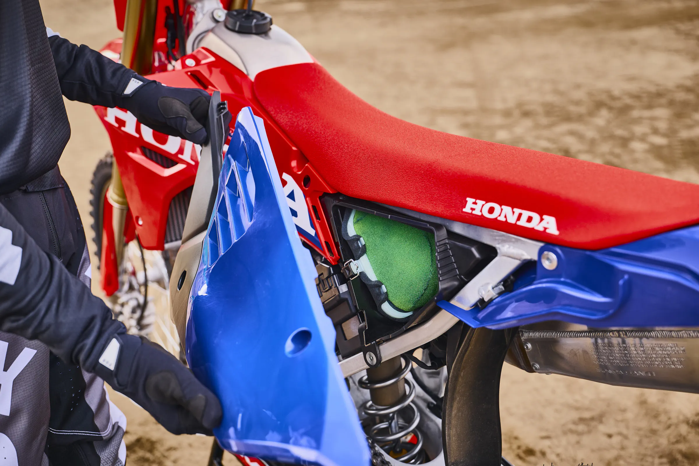 27 Honda CRF450R_air filter 2