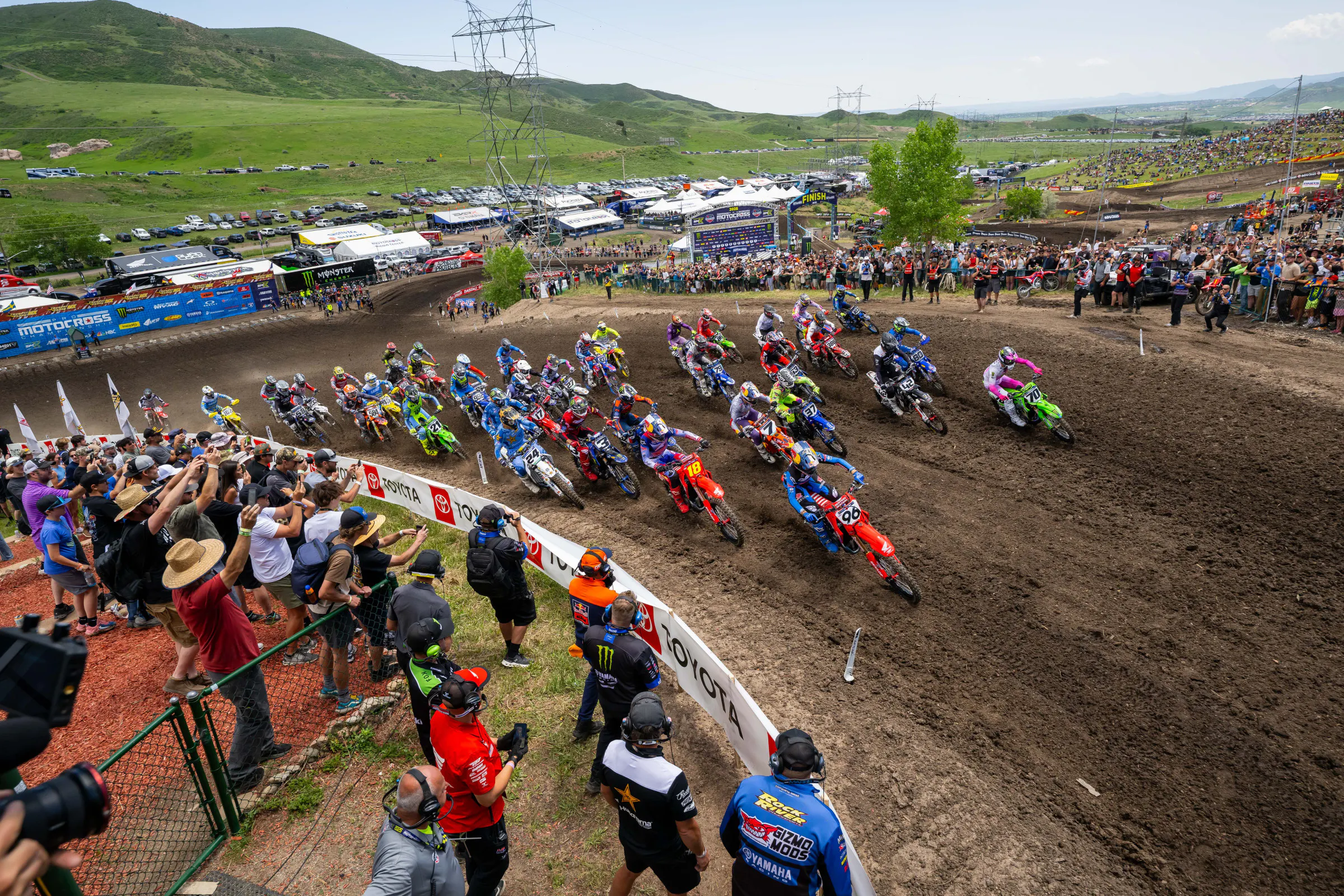 A 450 Class start at the 2025 Thunder Valley National.