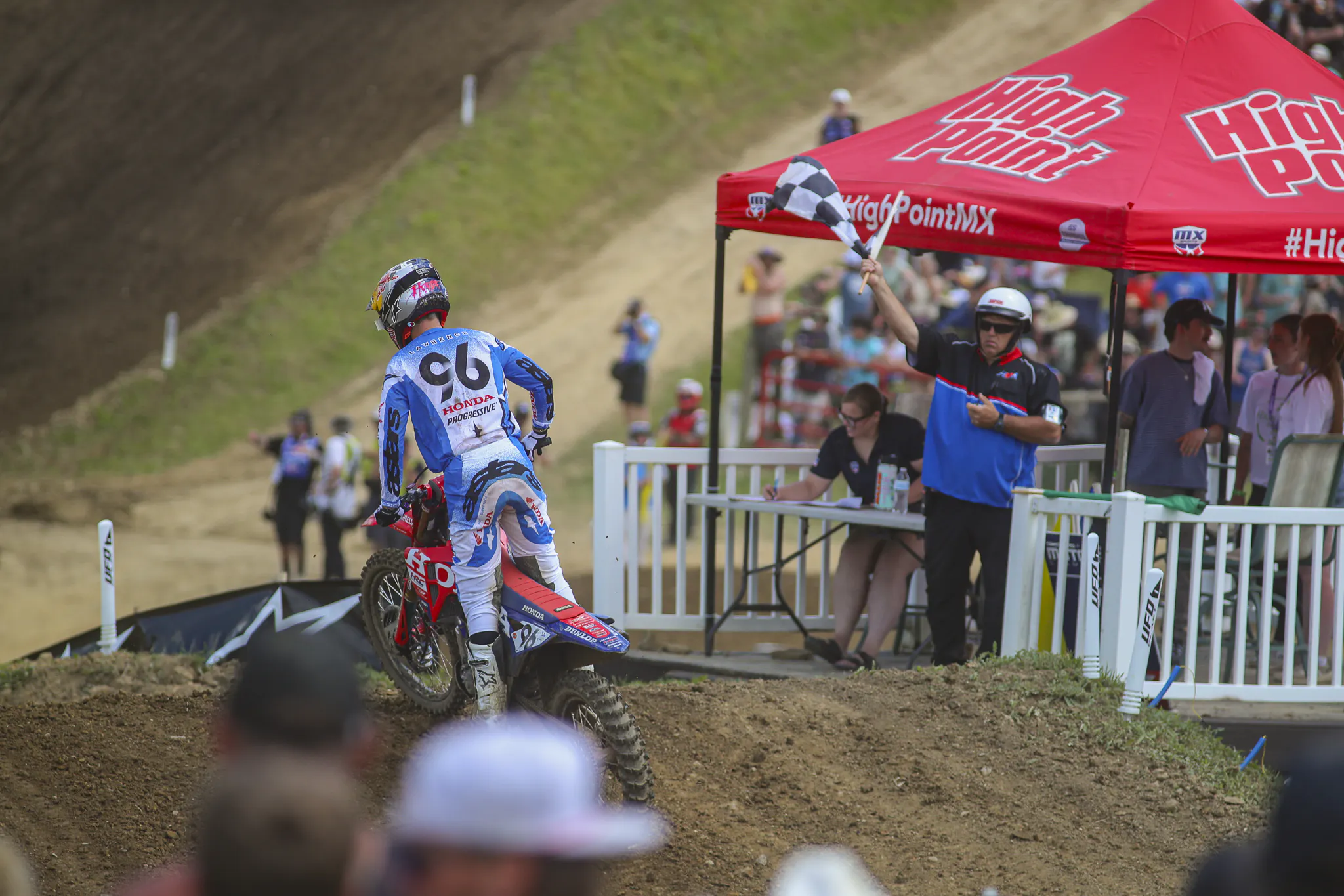 Hunter Lawrence wins the first 450 Class moto!