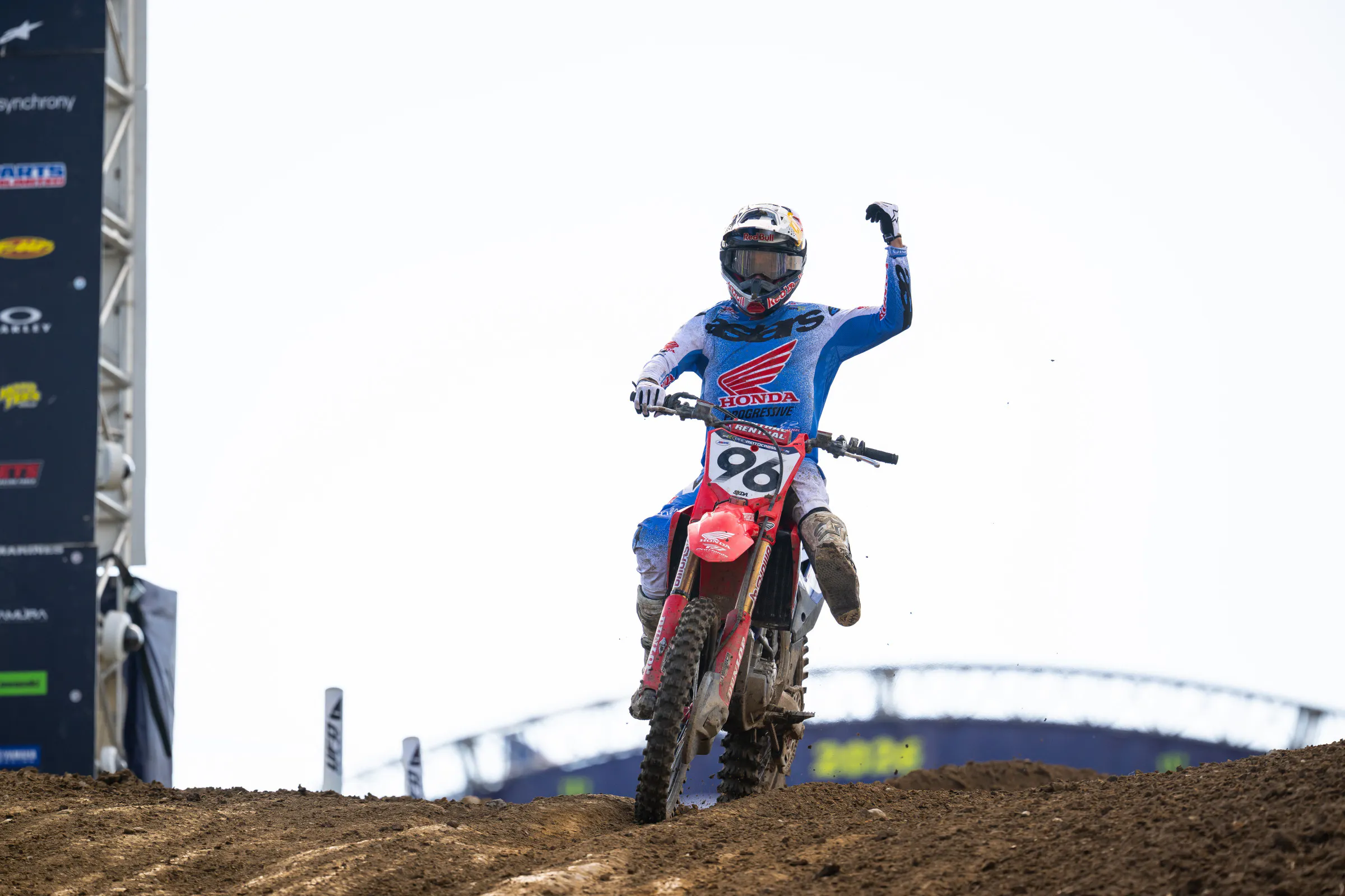 Hunter Lawrence goes 1-1 at High Point Raceway!
