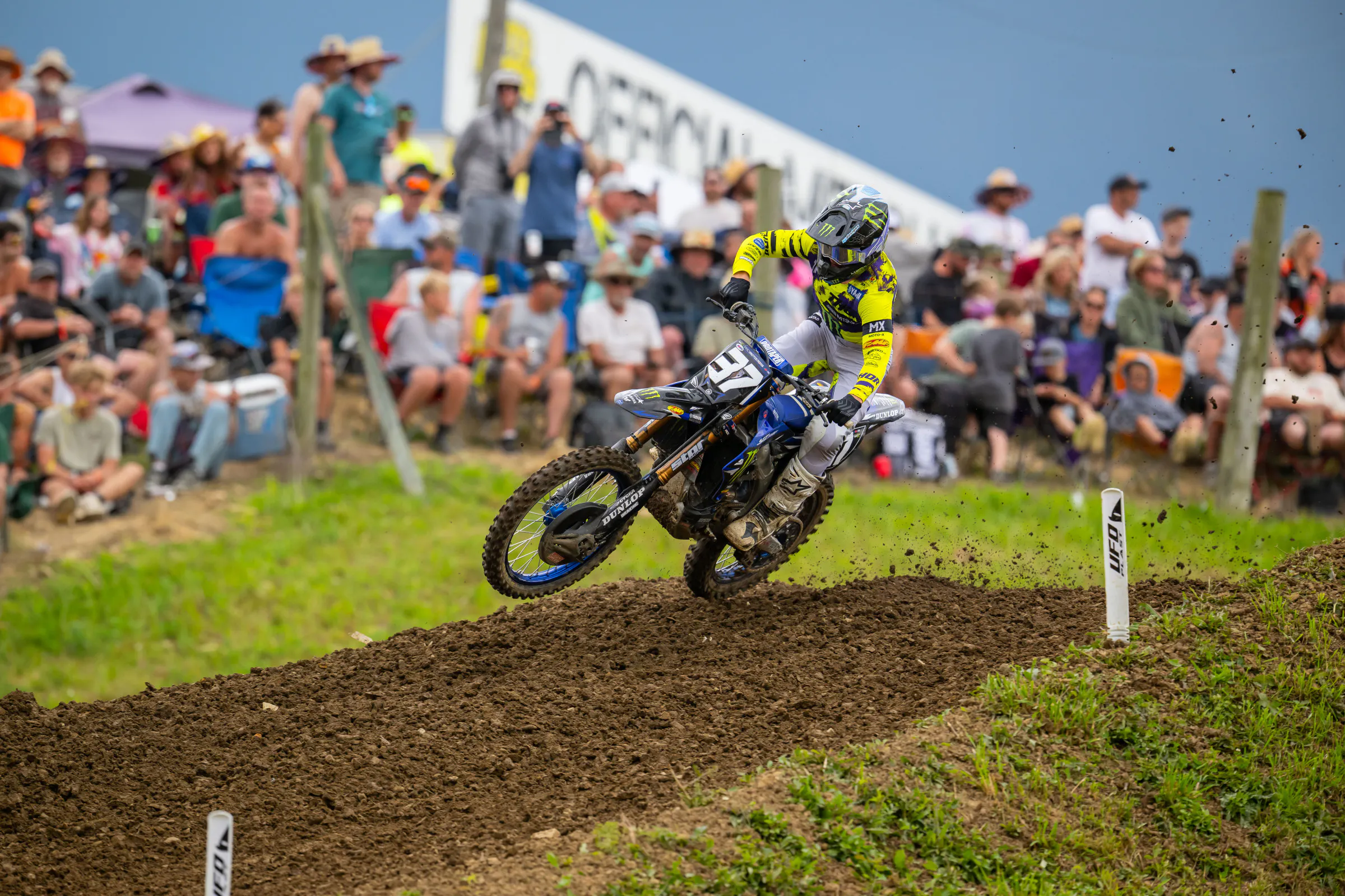 Bad starts and assorted bike problems left Davies in a bit of a points hole after three rounds, but his High Point 1-1 and inconsistency for the other contenders now leave him just seven points down.
