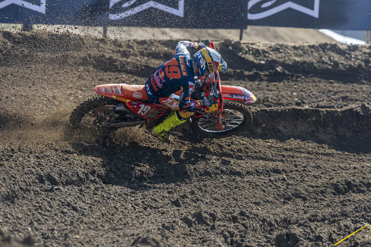 Sacha Coenen kept the heat on Farres in moto one but couldn't get him, but an early-crash in moto two ruined his podium chances and handed more points to the flying Spaniard.