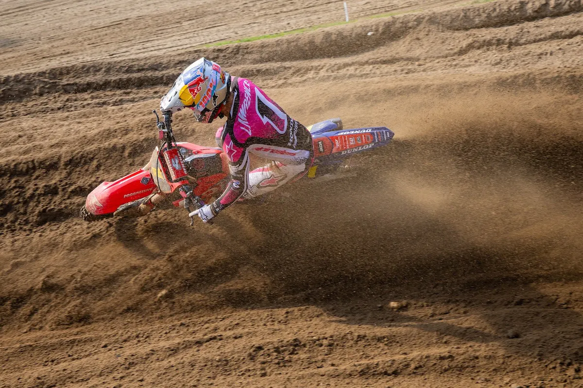 Jett Lawrence lost back-to-back races, which is rare. This time Hunter Lawrence crashed in front of him in moto two, and Jett took advantage to get back to winning.