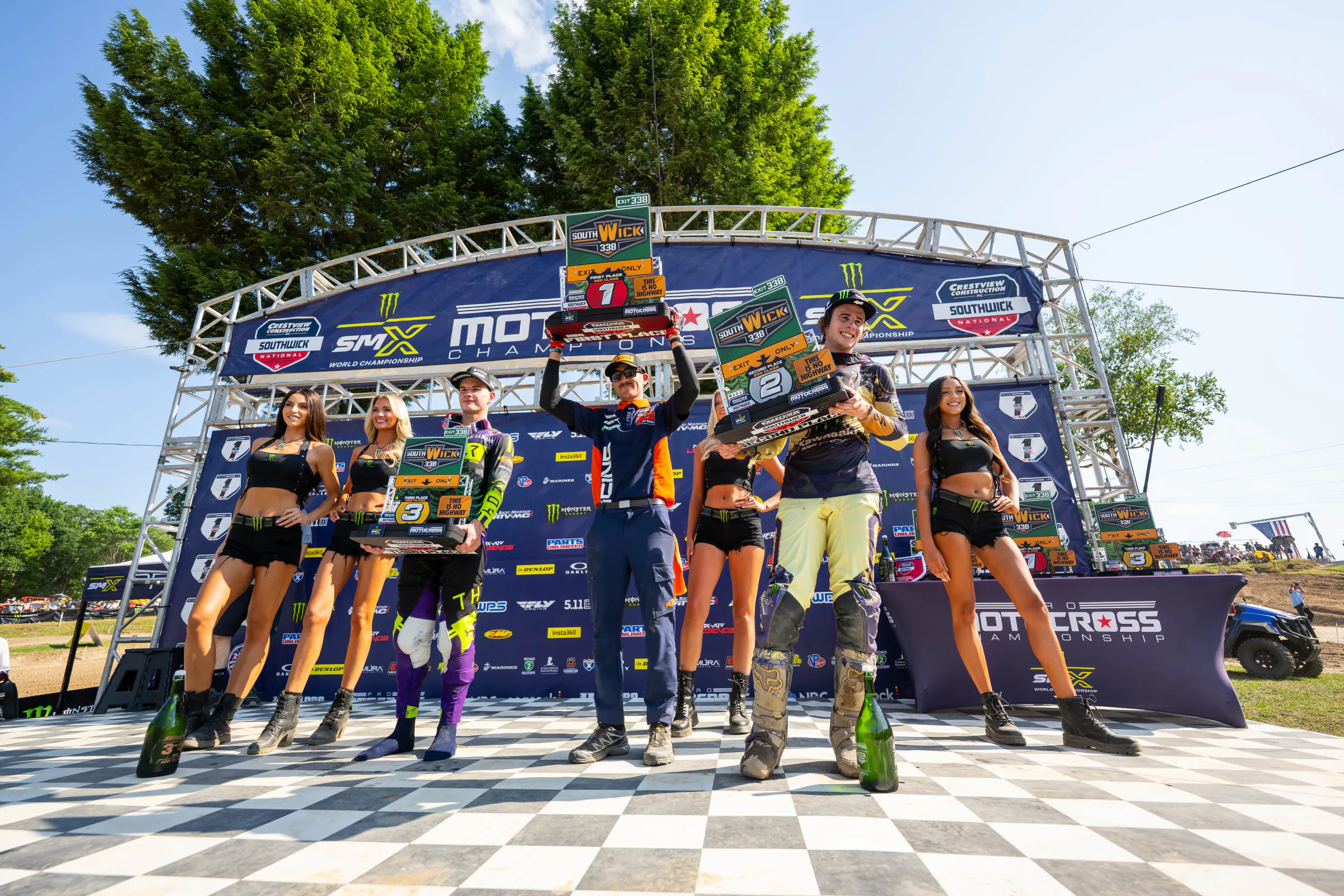 250 Class overall podium