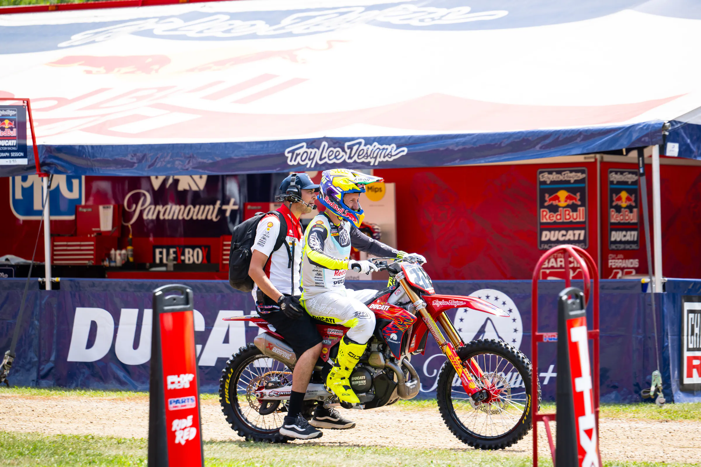 Spring Creek National Press Day Raw Riding Footage with Tomac, Barcia, Hampshire, Kitchen, Cairoli, & More
