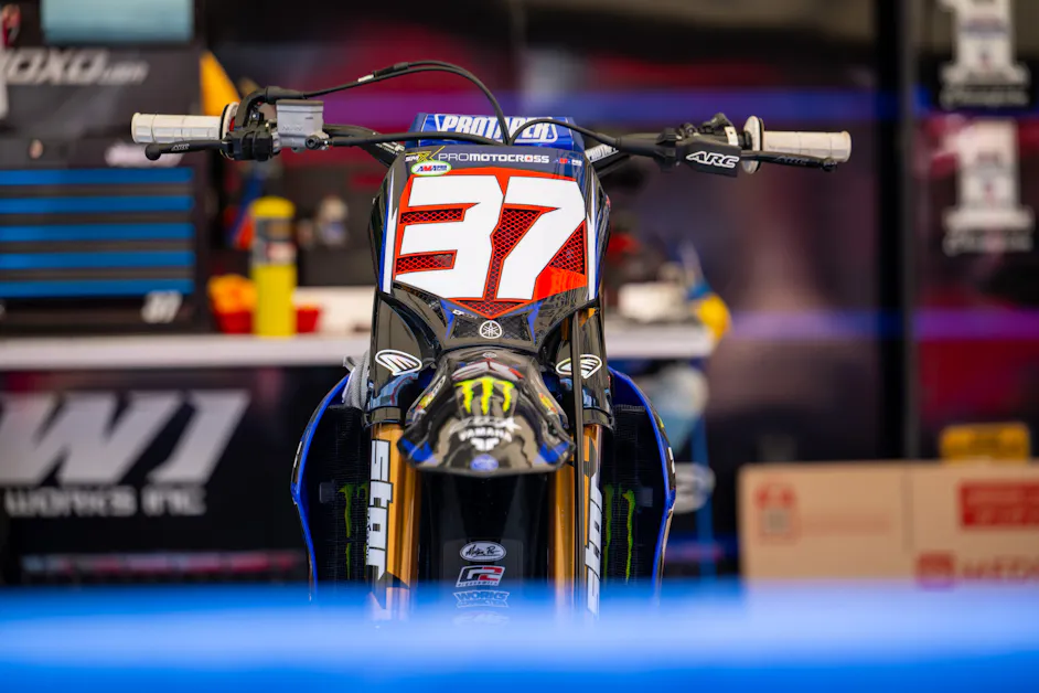 Cole Davies Suffers Mechanical DNF in First Moto at Spring Creek National