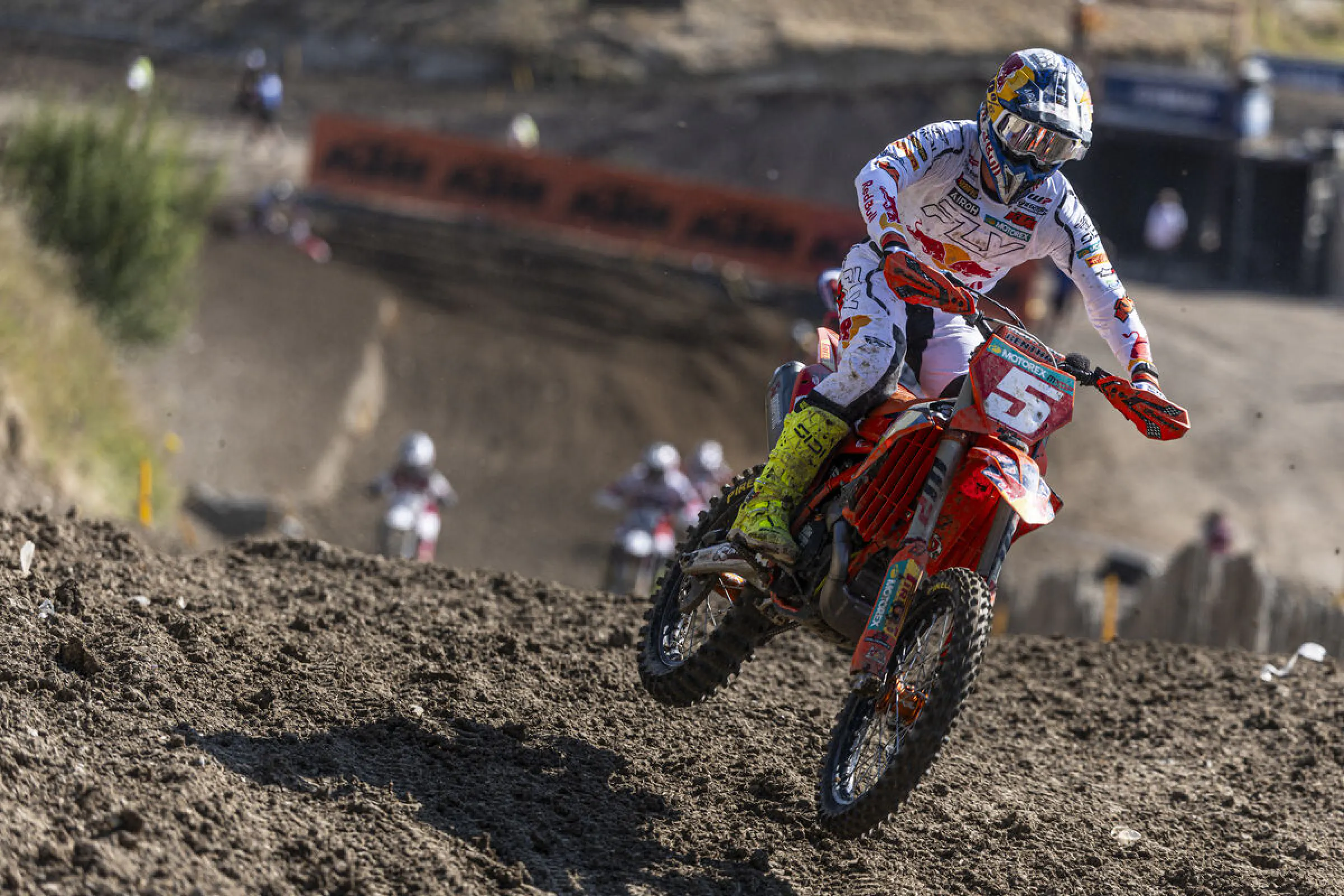 Watch: Saturday Crash Claims Lucas Coenen, and Ferruccio Zanchi's Massive Downhill Crash