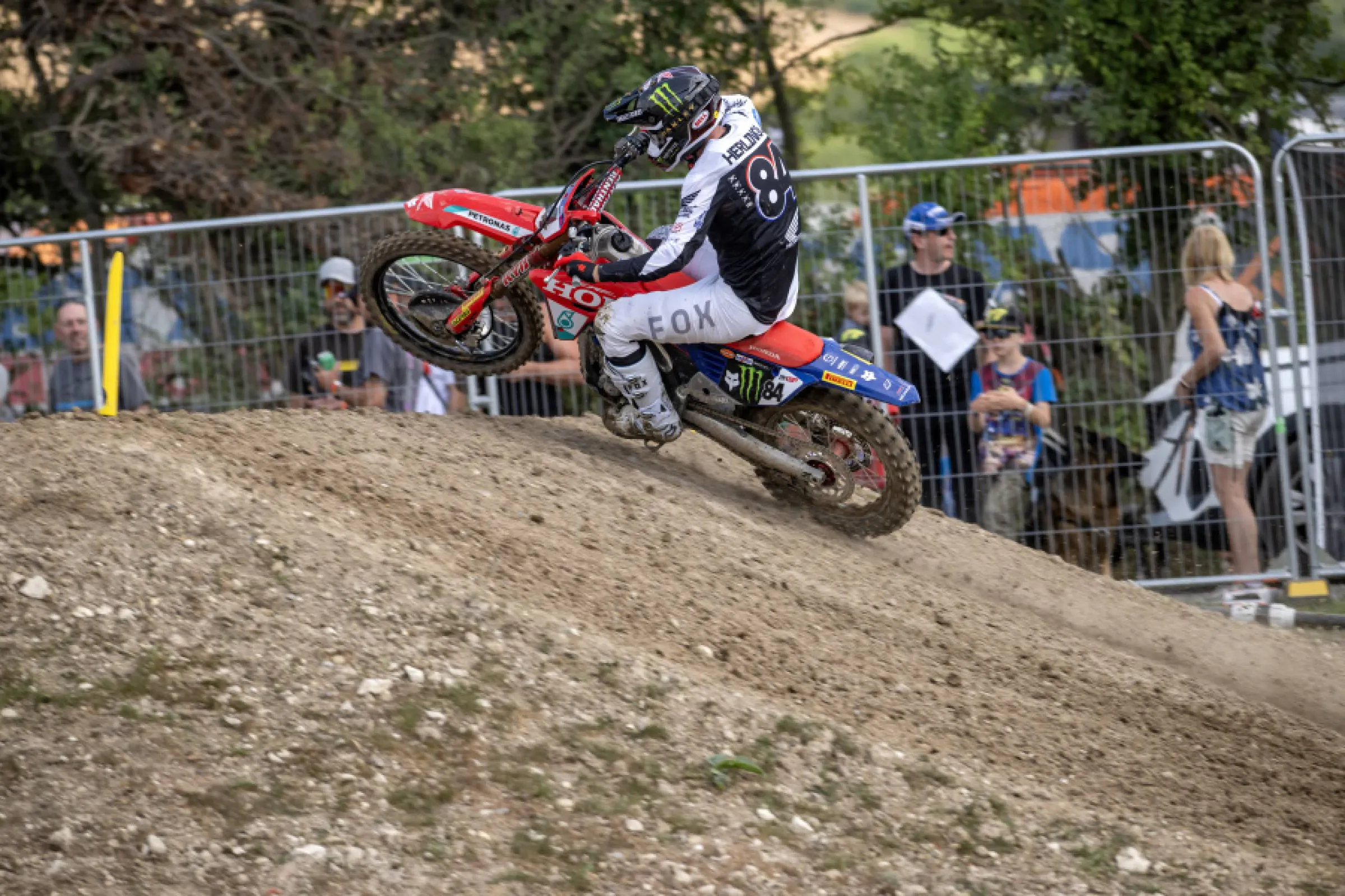 By making up over 50 points on Lucas Coenen in one weekend, Herlings is right back in the thick of it.
