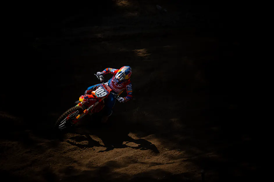 Watch: Coenen Brothers' Vlog from Southwick National, Where Sacha Broke His Collarbone and Still Won