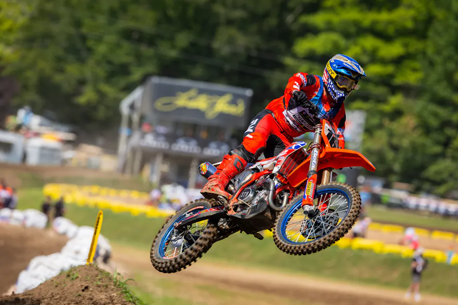 Watch: On Board Thursday Morning Junior (25+) Moto with Zach Osborne