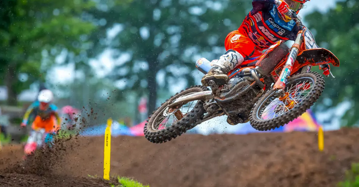 Full Moto: 2017 Muddy Creek National 250 Moto 2