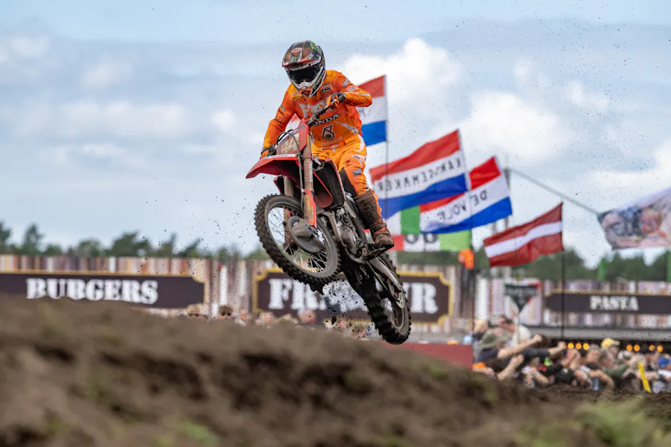 Herlings Faces a New Foe, Runs Win Streak Higher